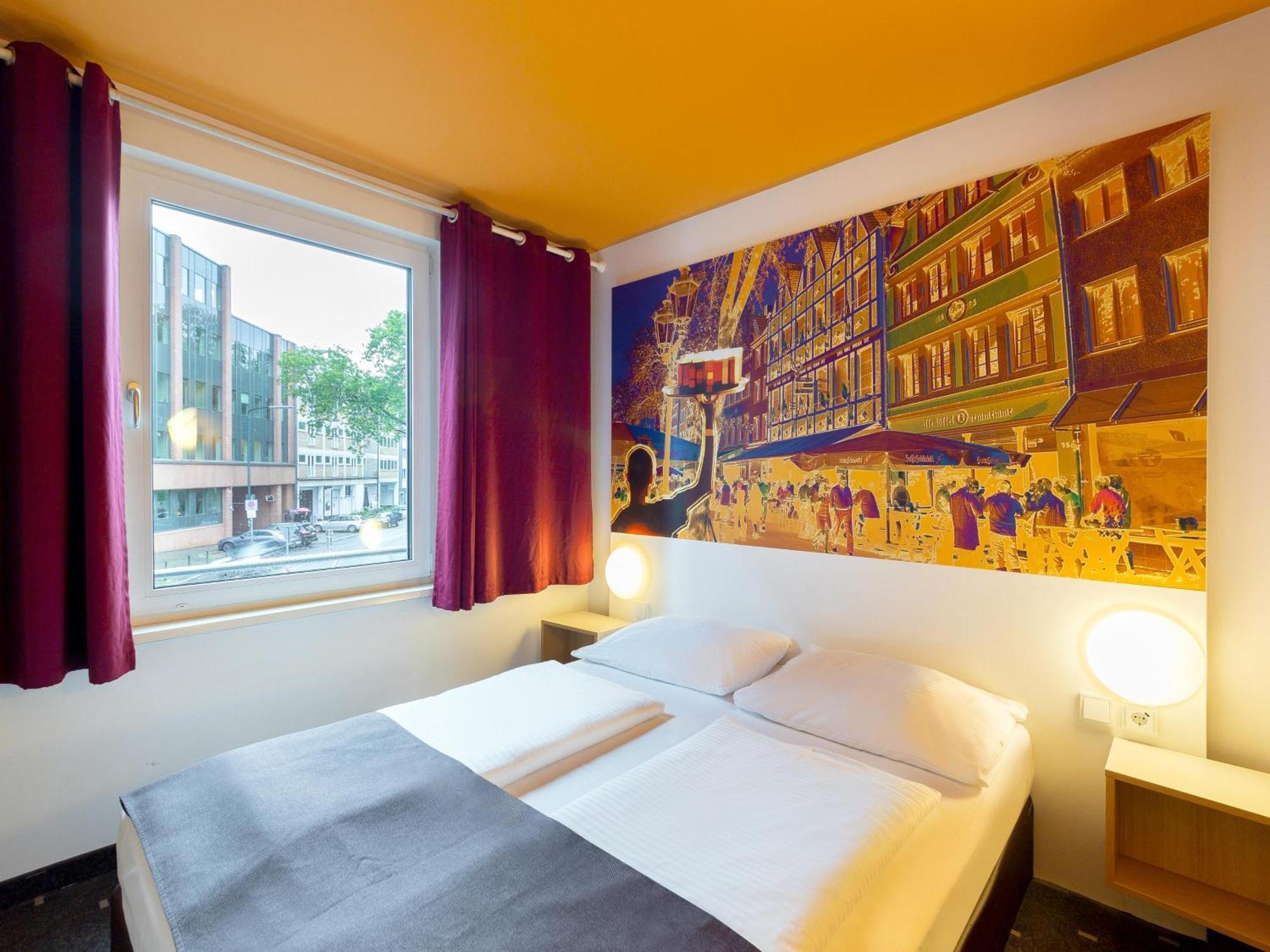 B&B Hotel Duesseldorf-City Exterior photo