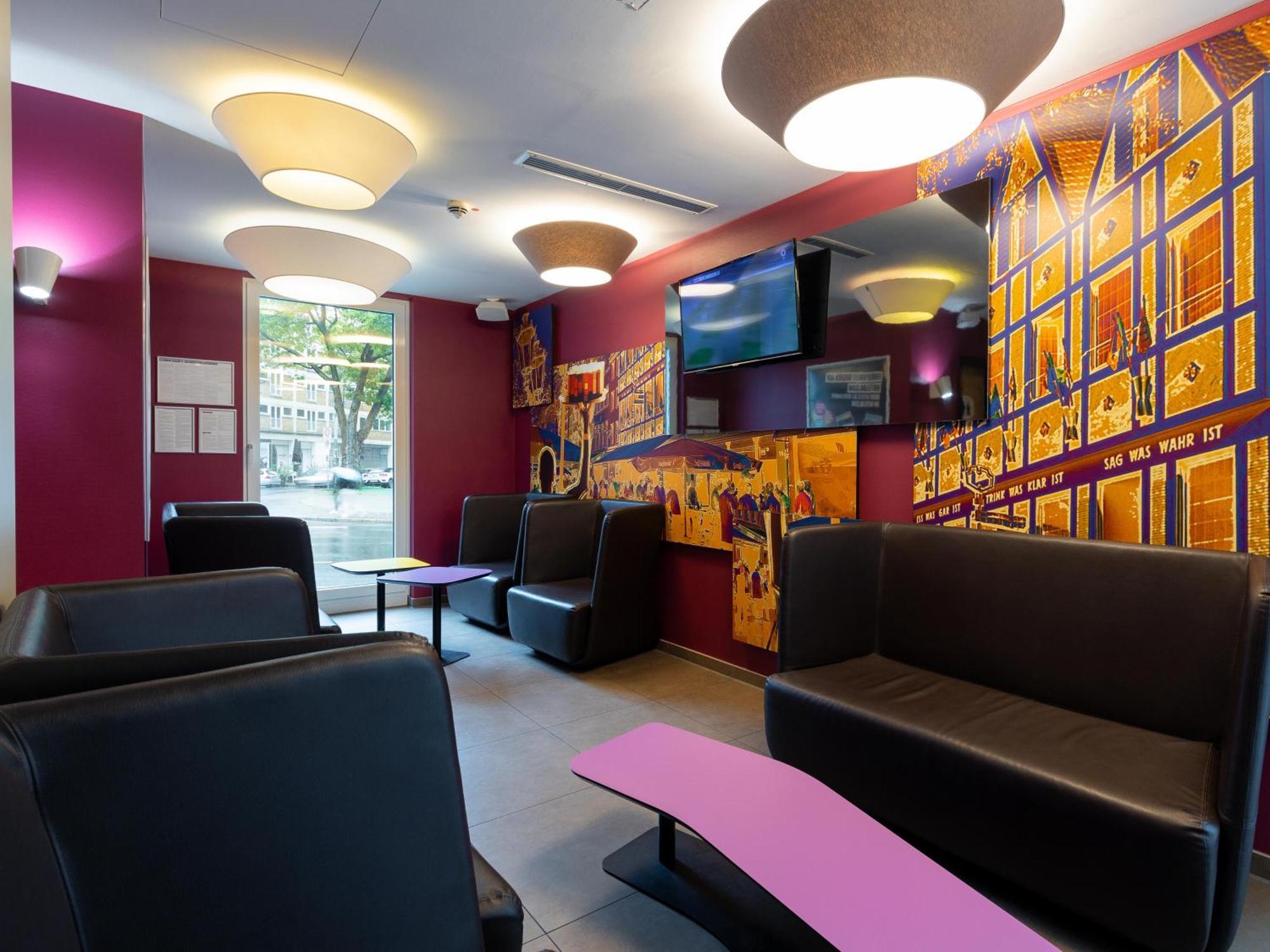B&B Hotel Duesseldorf-City Exterior photo