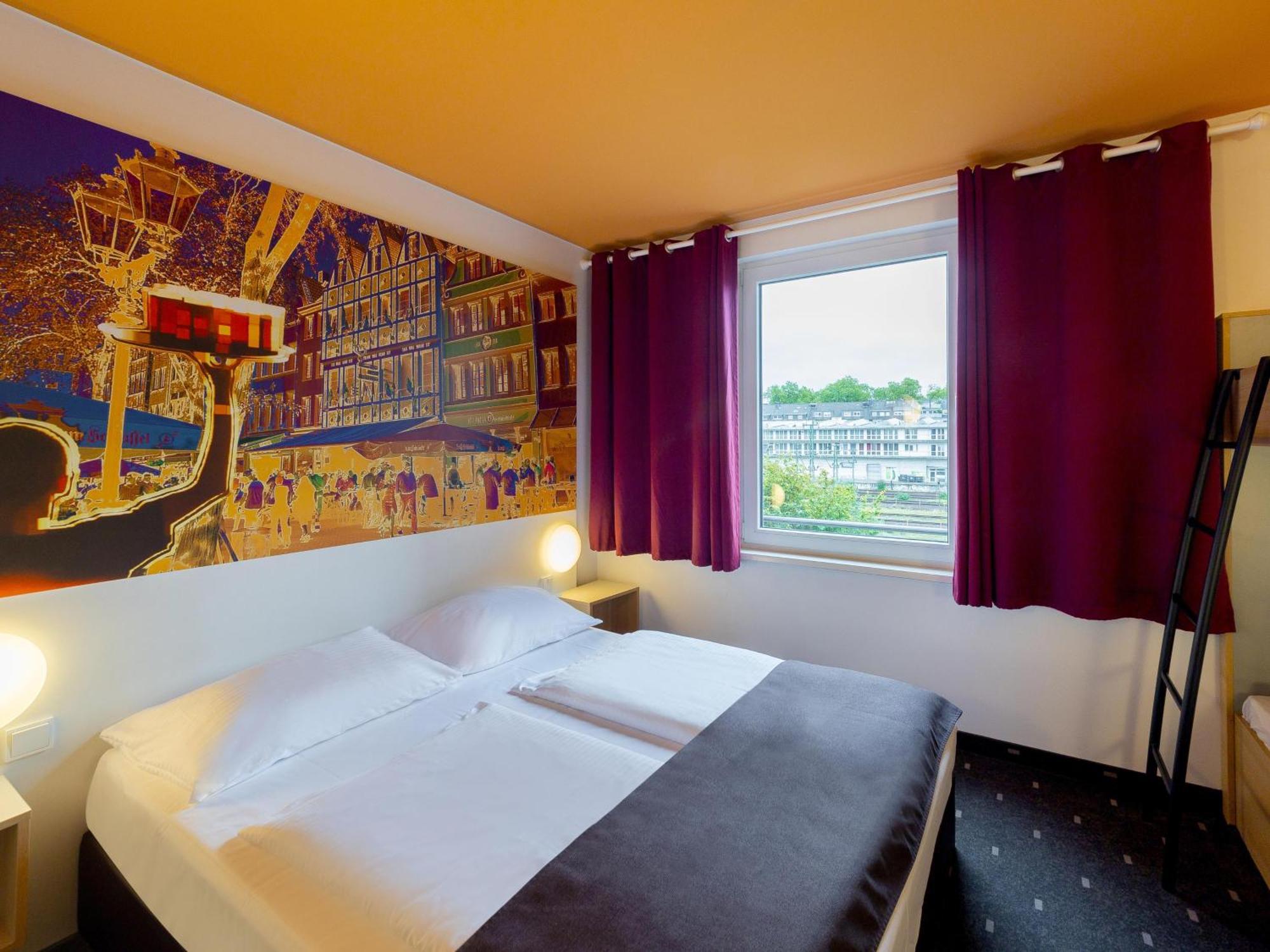 B&B Hotel Duesseldorf-City Exterior photo