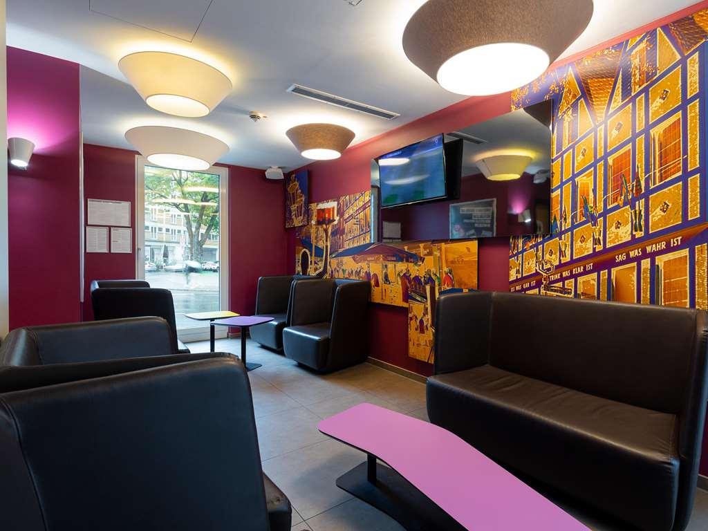 B&B Hotel Duesseldorf-City Interior photo